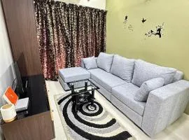 Harryna Homestay Damansara Damai