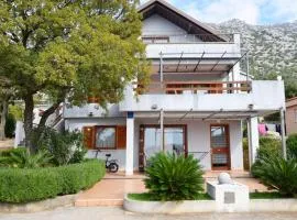 Apartment Paola 1 by Villas Guide