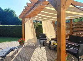 Apartment in Smrzovka 51888, hotel v destinaci Smržovka