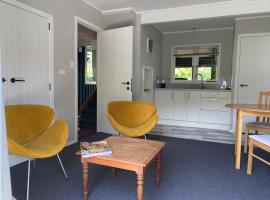 Relax in the Garden Suite, hotel v destinaci Thames