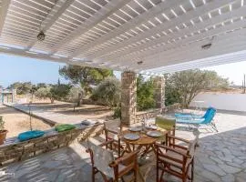 Paros Stone & Sun Retreat