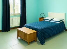 L'Arbre de Vie, hotel in Montmarault