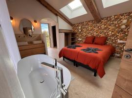 La Master Grange De Queyran，位于韦尔东河畔拉帕吕的酒店