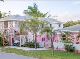 Tickled Pink, βίλα σε Harbour Island