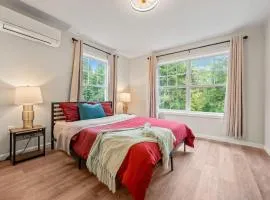 Spacious House with King Beds in Prime Location