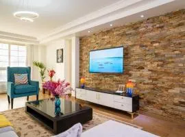 Luxurious Nairobi Apartment with Shared Pool and Modern Amenities