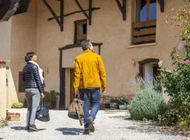Plaine et Colline Chambres et table d'hôtes Isère