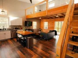 The Treetop A Hocking Hills Villa Treat