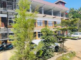 Apple Tower Stays, hotel v destinaci Meppādi