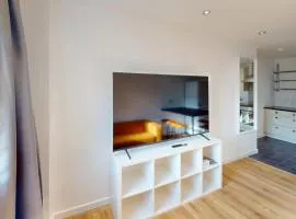 Three Bed Flat on Shakespeare St Sleeps up to 6