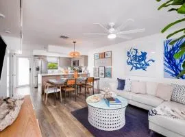 Saltwater Lagoon Front View, Marina, Kayaks