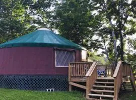 Superb Yurt Rental near George Washington National Forest in Luray, Virginia