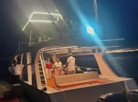 Yate PORTOBELO LUXURY