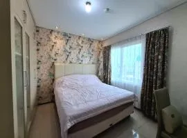 Central Jakarta super luxurious 1 BEDROOM FLAT SCBD beside GRAND INDONESIA mall