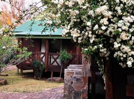 Cinnamon & Sage Country Cabins、ダルストロアームのホテル