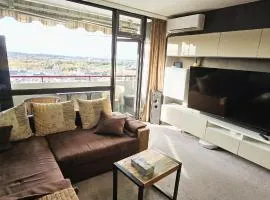 Let's RelaxX 60QM Free parking