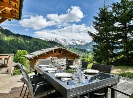 Chalet Le Gypaete, hotel i Le Grand-Bornand