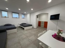 Schönes Zimmer-4 in Stuttgart-Mitte, ξενοδοχείο στη Στουτγκάρδη