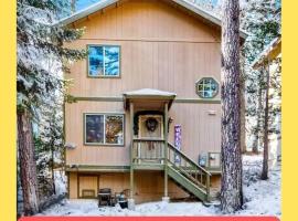 Charming Cabin for Winter and Water Sports Fans Near Big Bear Lake, California, Hotel in Arrowbear Lake