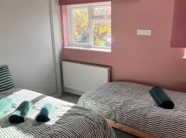 Leamington Spa Town House, cosy central house