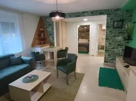 APARTMANI PORTA INFINITAS centar