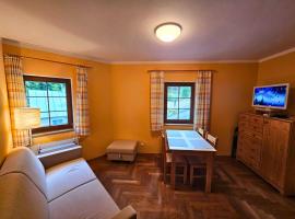 Rodinný apartmán Pec pod Sněžkou 3 - 1x parkovací místo k dispozici zdarma, отель в городе Пец-под-Снежкой