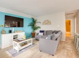 Chesapeake Bay Views and Private Deck Cozy Cottage