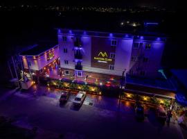 Masters Class Apartments, hotell i Mama
