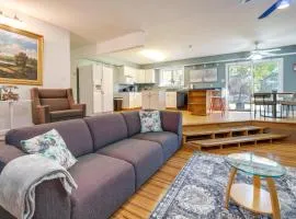 Countryside Cottage on 5 Acres! Easy Commute to DC