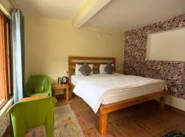 Chandra homestay kainchi dham