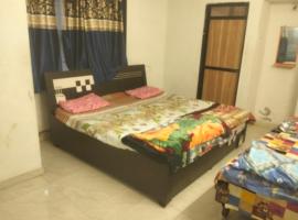 Gurukrupa Home stay, ξενοδοχείο σε Rājpīpla