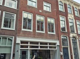 Steeg 8 A en B, hotel en Dordrecht