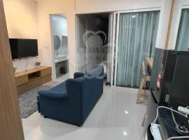 The Shore Studio Balcony City View by Clover Home B23A