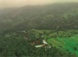 Nanau Resort & Spa, hotel with hot tubs in Rāmnagar