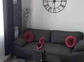 Agréable appartement, hotel v destinaci Bobigny