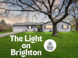 Minutes to Notre Dame - The Light on Brighton، فندق في ساوث بند