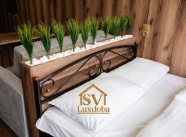 Нові смарт-квартири з парком і набережною!, serviced apartment in Uzhhorod