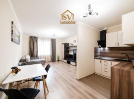Центр міста! Затишні квартири в новобудові!, serviced apartment in Uzhhorod