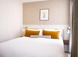 Joli Môme, hotel i Paris