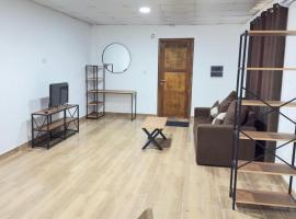 Casa kuarahy, hotel in Asuncion