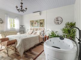 Cabana Coração: Romantismo, Banheira e Natureza, hotel in Gaspar Alto