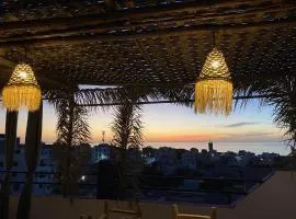 Waves House Tamraght - Surf & Chill hostel