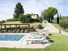 Stone Villa Overlooking Panicale Vineyards, hotel in Panicale