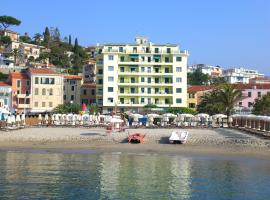 Hotel Ideal, hotel en Arma di Taggia