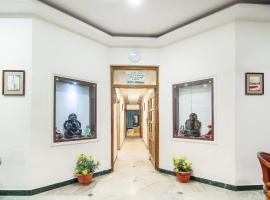 Hotel O Lukergunj Holidays, hotel v destinaci Muthiganj