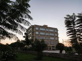 Tsavo Zurani, huisdiervriendelijk hotel in Voi