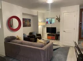 Charming 2BD1BA in Hip Area - Near Metro