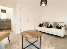 Kehoe's Nest Near Etihad Stadium & Coop Live Arena Sleeps 3