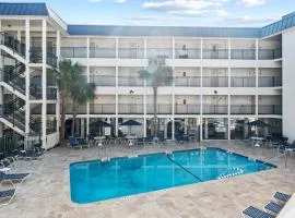 Beach Access Oceanfront Hilton Head Studio