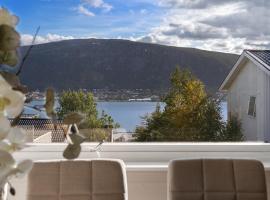 Basecamp Dramsvegen Aurora Viewpoint, ubytování s lázní onsen v destinaci Tromsø